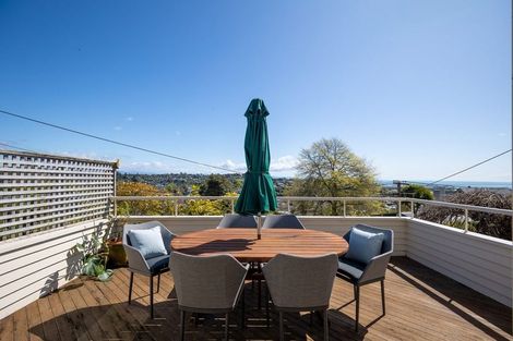Photo of property in 16 Allan Street, Nelson South, Nelson, 7010