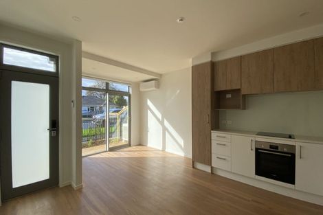 Photo of property in 588c Te Atatu Road, Te Atatu Peninsula, Auckland, 0610