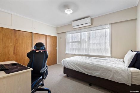 Photo of property in 1/30 Portadown Avenue, Pakuranga Heights, Auckland, 2010