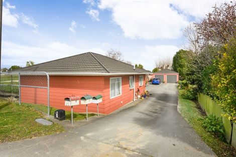 Photo of property in 48 Botanical Road, Takaro, Palmerston North, 4412