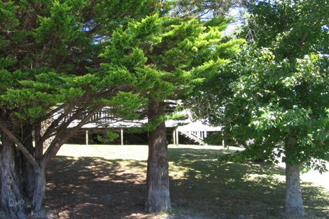 Photo of property in 64 Kia Ora Road, Beach Haven, Auckland, 0626