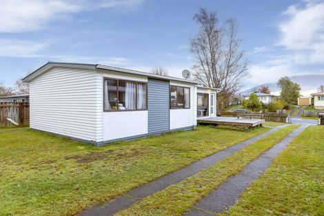 Photo of property in 20 Te Takinga Street, Turangi, 3334