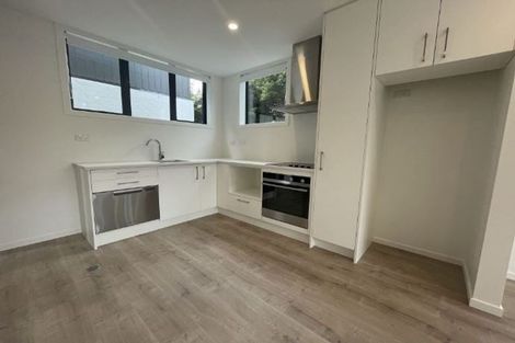 Photo of property in 15/12 Tawa Road, Te Atatu Peninsula, Auckland, 0610