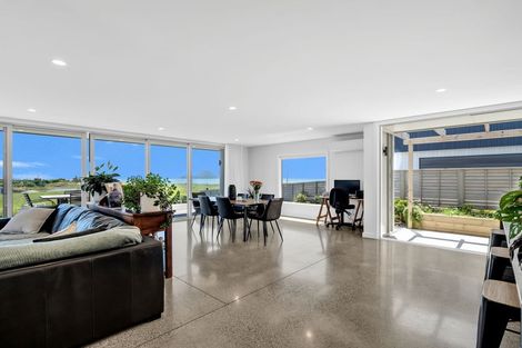 Photo of property in 8 Piripai Rise, Coastlands, Whakatane, 3120