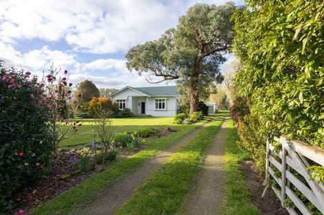 Photo of property in 582 Milson Line, Newbury, Palmerston North, 4478