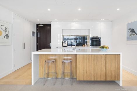 Photo of property in 905/1u Market Lane, Wellington Central, Wellington, 6011