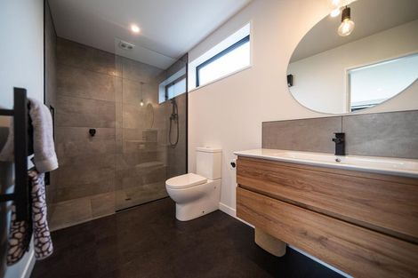 Photo of property in 8 Mulbury Way, Lower Shotover, Queenstown, 9304