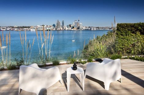 Photo of property in 53a Stanley Point Road, Stanley Point, Auckland, 0624