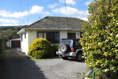 Photo of property in 55 Bledisloe Crescent, Wainuiomata, Lower Hutt, 5014