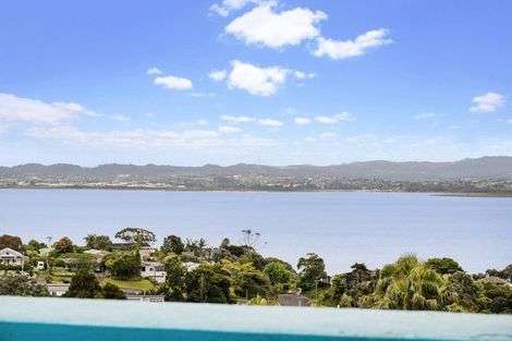 Photo of property in 23 Mariners View Road, Beach Haven, Auckland, 0626