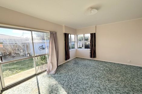 Photo of property in 49 Sheffield Street, Awapuni, Palmerston North, 4412