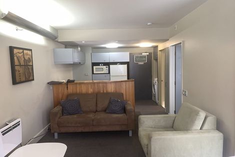Photo of property in St Pauls Apartments, 99/43u Mulgrave Street, Thorndon, Wellington, 6011