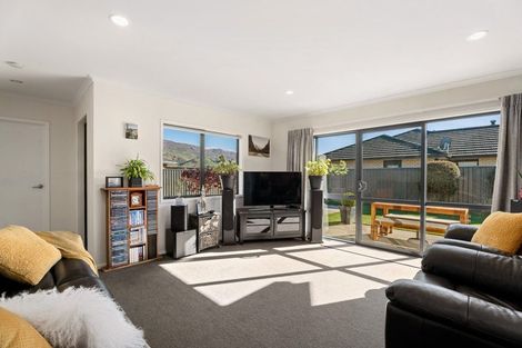 Photo of property in 12 Hopgood Place, Cromwell, 9310