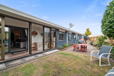 Photo of property in 7 Kathleen Place, Rainbow Point, Taupo, 3330
