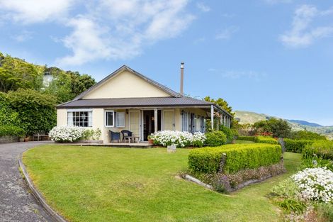 Photo of property in 17 Kea Street, Waikanae, 5036