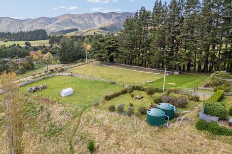 Photo of property in 1712 State Highway 2, Kaitoke, Upper Hutt, 5018