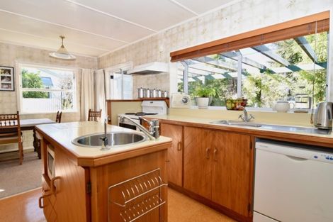 Photo of property in 15 Clifton Avenue, Carterton, 5713