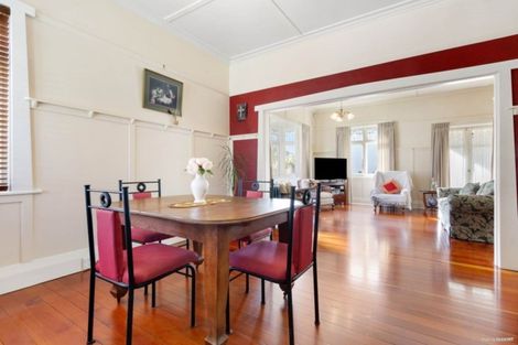 Photo of property in 54 Delta Avenue, New Lynn, Auckland, 0600