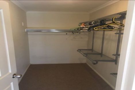 Photo of property in 22 Gendo Avenue, Henderson, Auckland, 0612