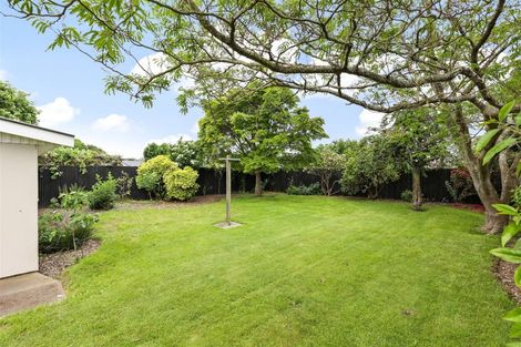 Photo of property in 4 Shaftesbury Street, Avonhead, Christchurch, 8042
