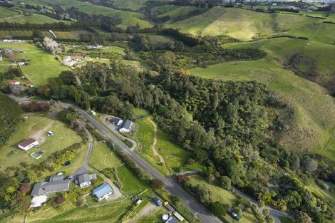 Photo of property in 614 Kaitemako Road, Welcome Bay, Tauranga, 3175