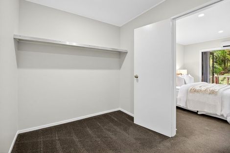 Photo of property in 11 Longview Rise, Massey, Auckland, 0614