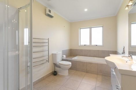 Photo of property in 42 Sue Avenue, Otaki, 5512