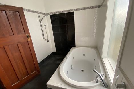 Photo of property in 19 Aitken Street, Ashburton, 7700