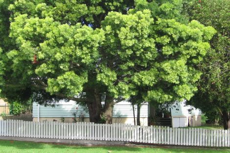 Photo of property in 26 Harrington Road, Henderson, Auckland, 0610