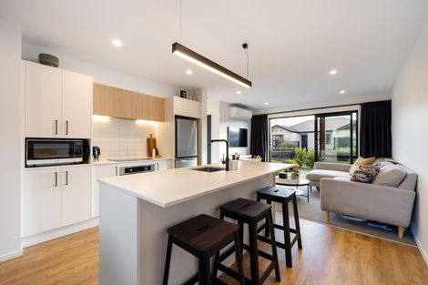 Photo of property in 13 Koral Lane, Broomfield, Christchurch, 8042