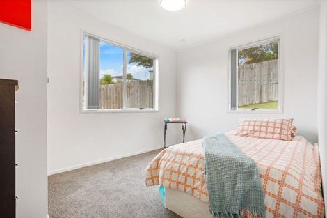 Photo of property in 44 Clyma Place, Massey, Auckland, 0614