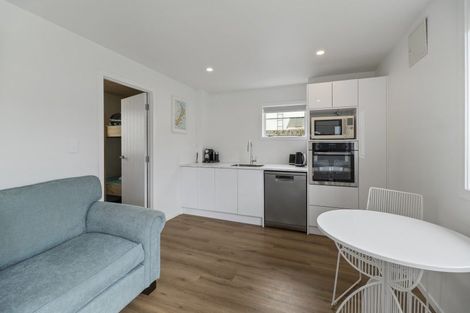 Photo of property in 30 Third Avenue, Urenui, 4377