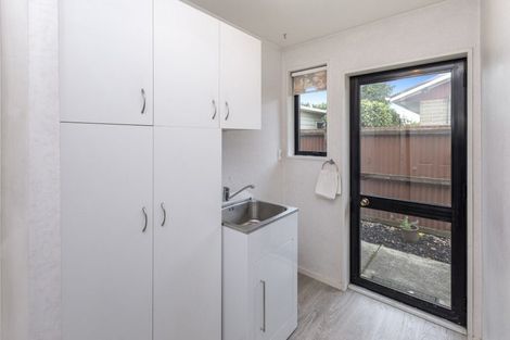 Photo of property in 2/3 Apollo Place, Papanui, Christchurch, 8052