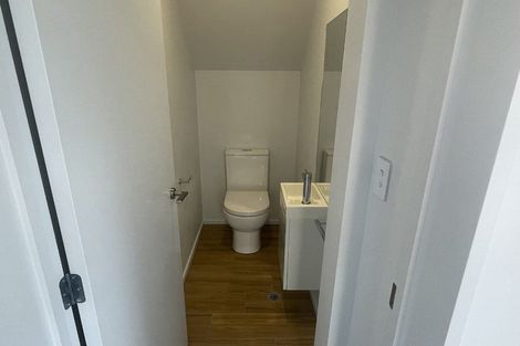 Photo of property in 4/111 Osborne Street, Waltham, Christchurch, 8011