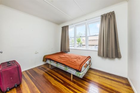 Photo of property in 92 Portage Road, New Lynn, Auckland, 0600