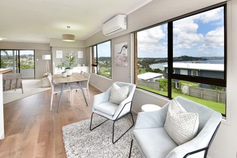 Photo of property in 18 Melandra Road, Stanmore Bay, Whangaparaoa, 0932