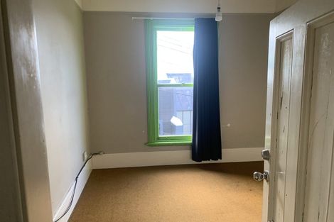 Photo of property in 8a Clermont Terrace, Kelburn, Wellington, 6012