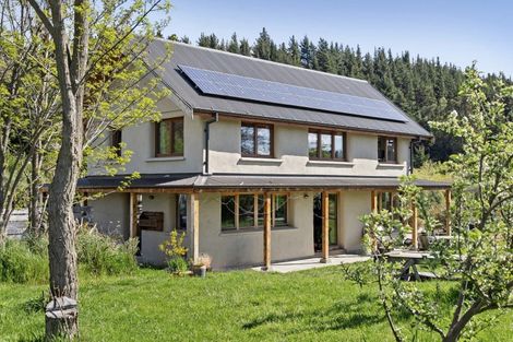 Photo of property in 10 Pisa Road, Luggate, Cromwell, 9383