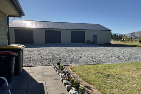 Photo of property in 19 The Drive, Twizel, 7999