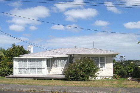 Photo of property in 2/25 City View Terrace, Birkenhead, Auckland, 0626