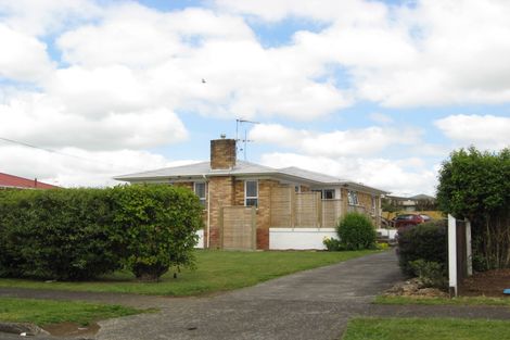 Photo of property in 10 Mason Avenue, Pukekohe, 2120