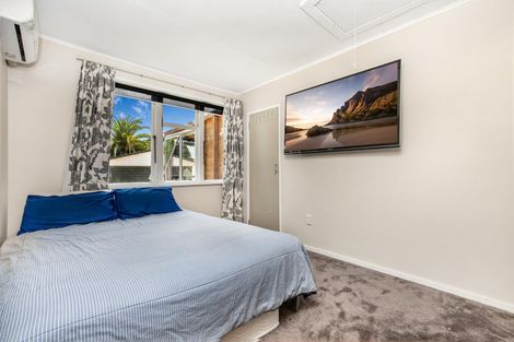 Photo of property in 37 Village Way, Ardmore, Papakura, 2582