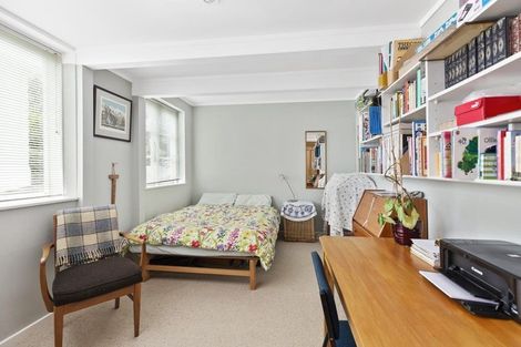 Photo of property in 11 Waikare Street, Karori, Wellington, 6012