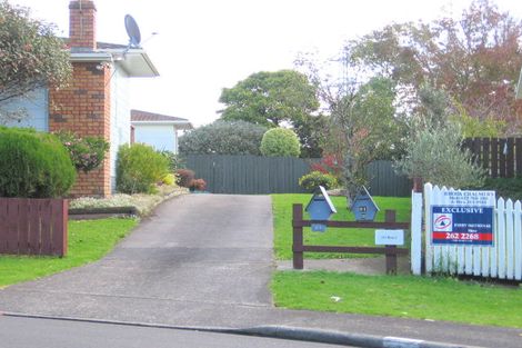 Photo of property in 2/21 Pulman Place, Clover Park, Auckland, 2019