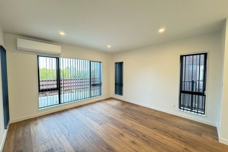 Photo of property in 40b Knightsbridge Drive, Forrest Hill, 0620