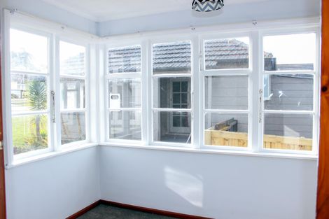 Photo of property in 5 Mclean Street, Oamaru North, Oamaru, 9400