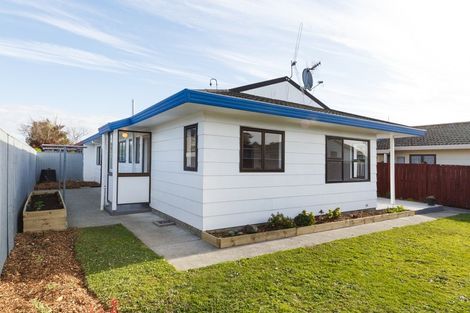 Photo of property in 53b Chatsworth Place, Highbury, Palmerston North, 4412