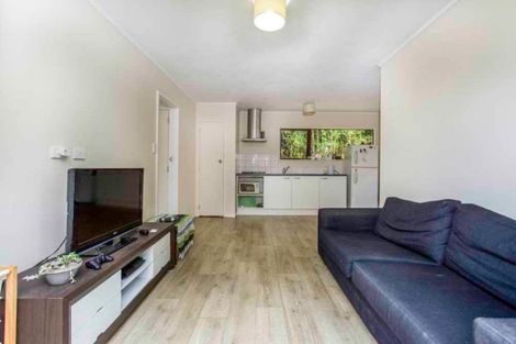 Photo of property in 24 Glenfinn Place, Massey, Auckland, 0614