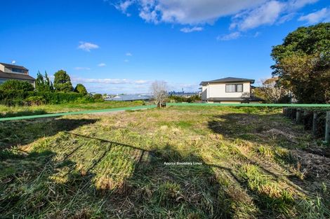 Photo of property in 11c Kaihu Street, Northcote, Auckland, 0627