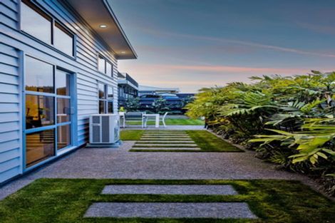 Photo of property in 17 Victoria Street, Hawera, 4610